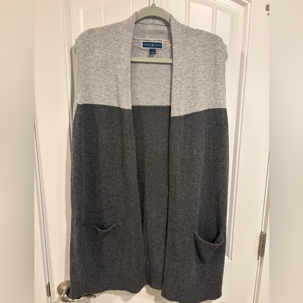 Karen Scott long sweater vest, size L